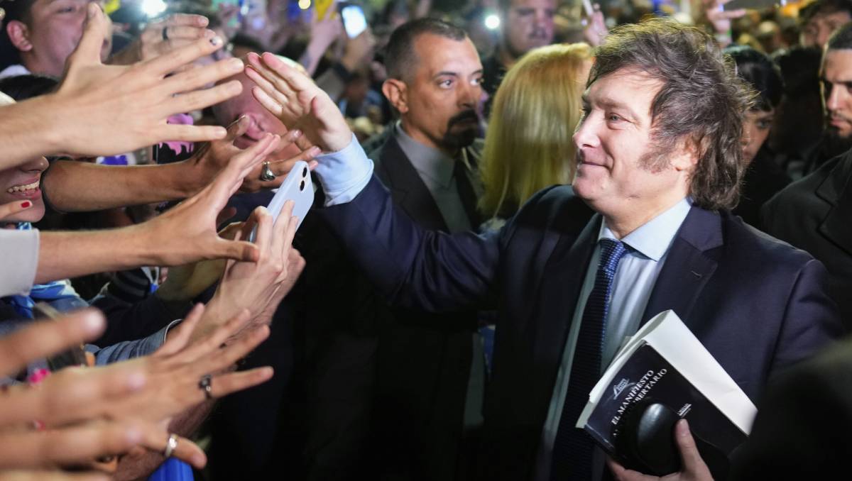 Javier Milei quedó en segundo lugar durante la primera vuelta electoral | AP
