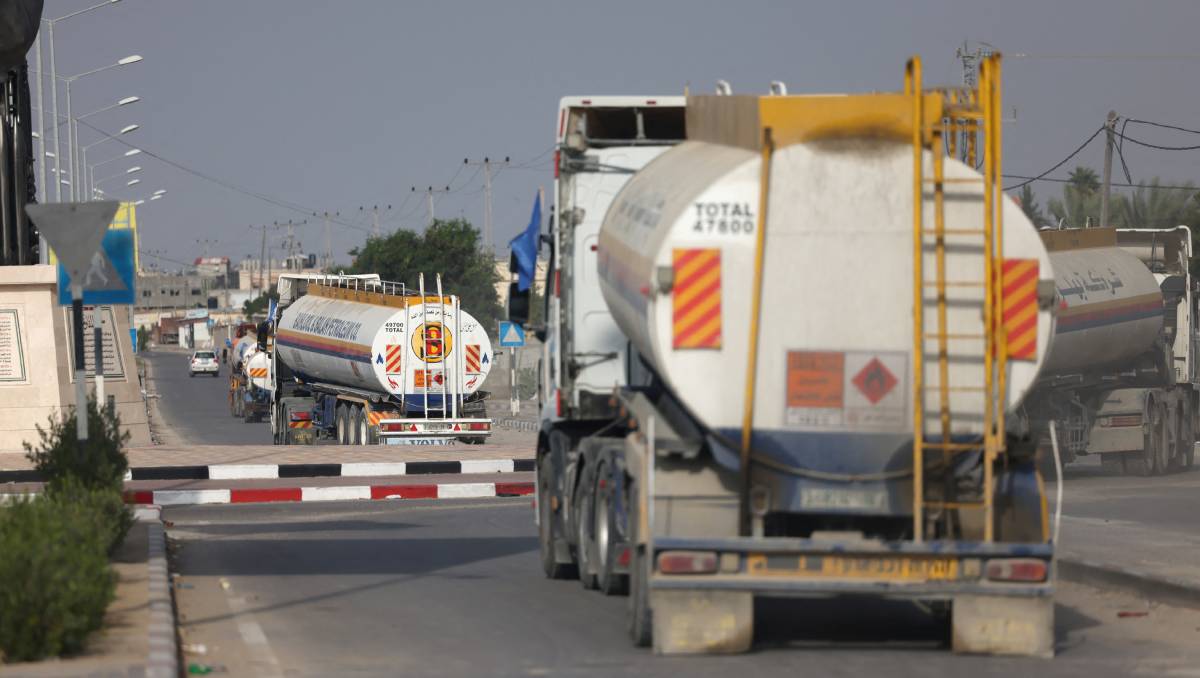 Pipas de combustible entran a Gaza desde Egipto | AFP