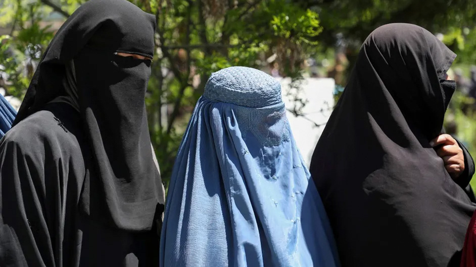 Sentencian a líder religioso por casar a su hija de 6 años en Turquía