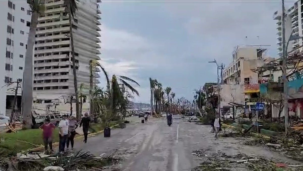 Calles de Acapulco, Guerrero, lucen destruidas por paso del huracán Otis | Cuartoscuro