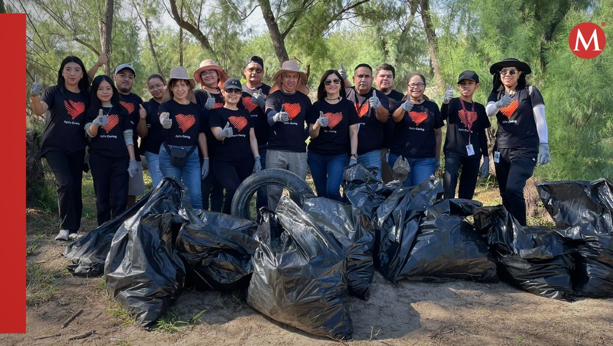 Empleados de Aptiv apoyaron en la limpieza del río Bravo, en Reynosa.