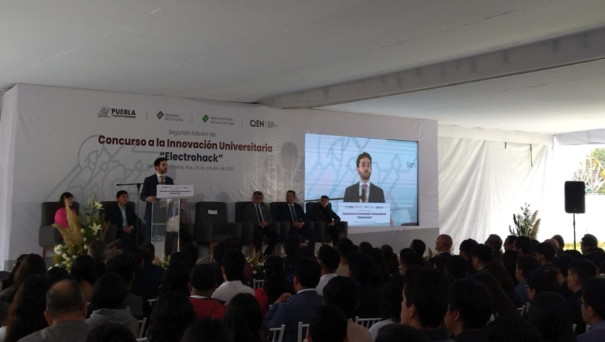 Participan 250 estudiantes en concurso de electromovilidad, en Puebla | Verónica López