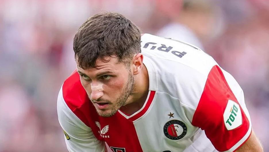 Santiago Giménez sobre jugar en la Champions League: "Es un sueño que tuve desde niño"