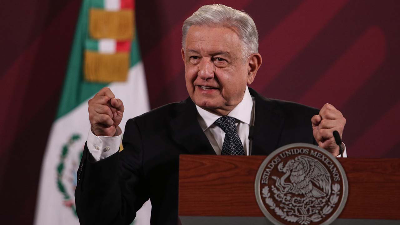 AMLO asegura que desapareció oficina que manejaba el Fonden, más no el dinero