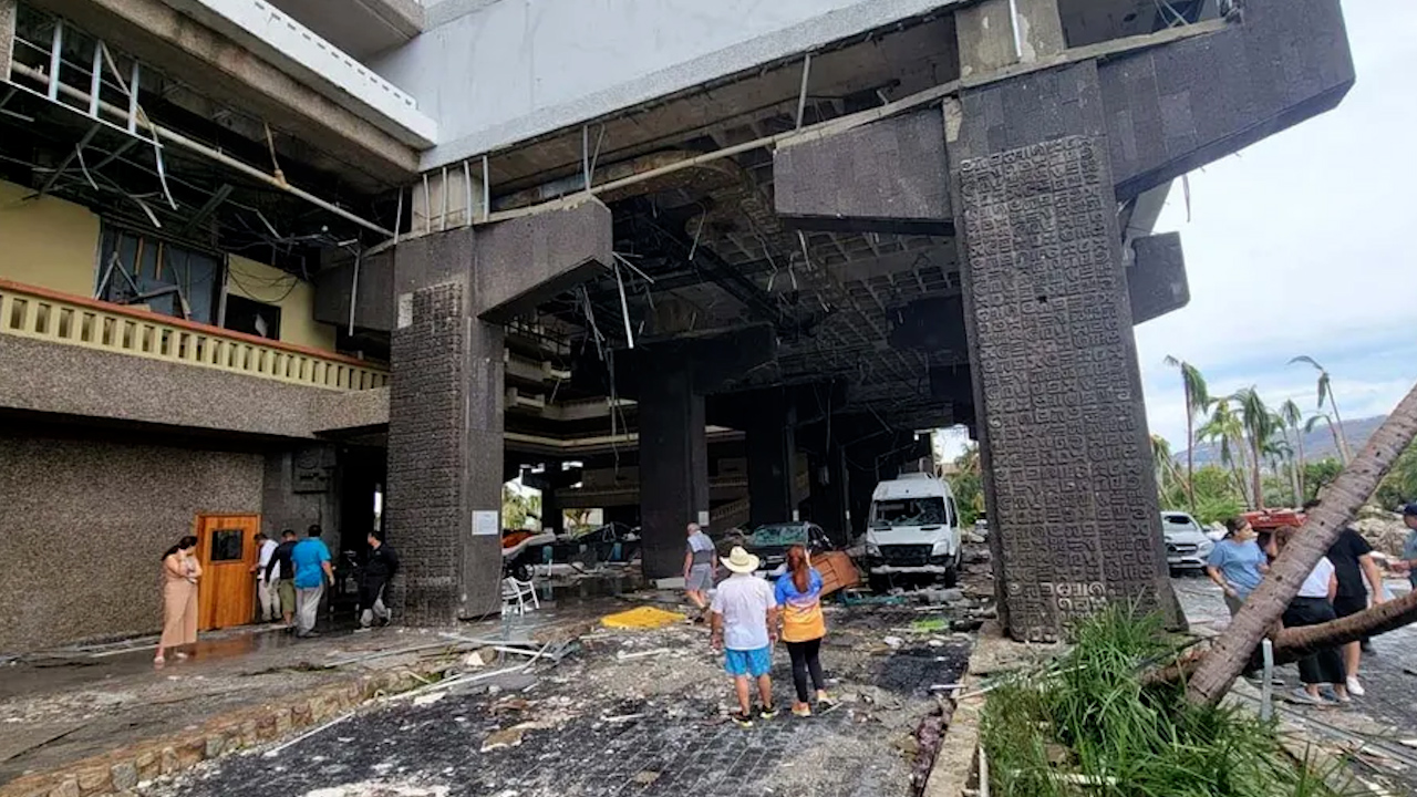 Esto se sabe de los daños al sector turístico en Acapulco ante paso de ‘Otis’