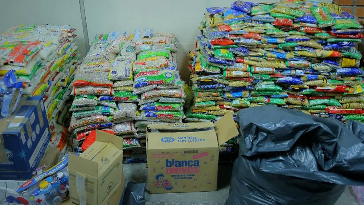 Abren centro de acopio para damnificados por 'Otis' en Jaltocán, Hidalgo