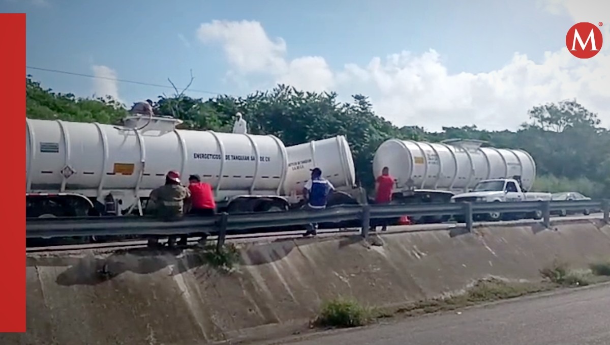 Pipa cargada de gasolina sale del camino en  Altamira