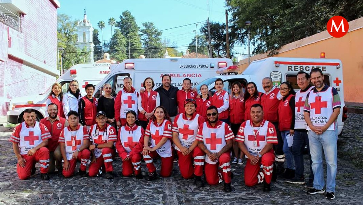 Personal de la Cruz Roja Mexicana en Puebla salen a Guerrero | Especial