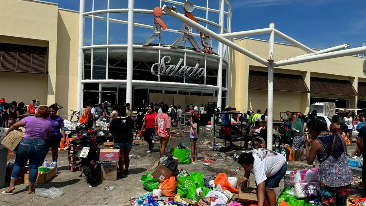 "No vengan a Acapulco": Dir. Comunicación Social de Acapulco sobre la situación tras paso de 'Otis'