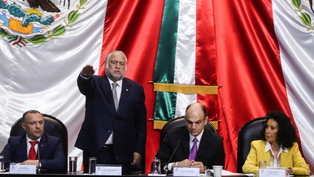 Miguel Torruco comparece ante diputados. Foto: (Araceli López)