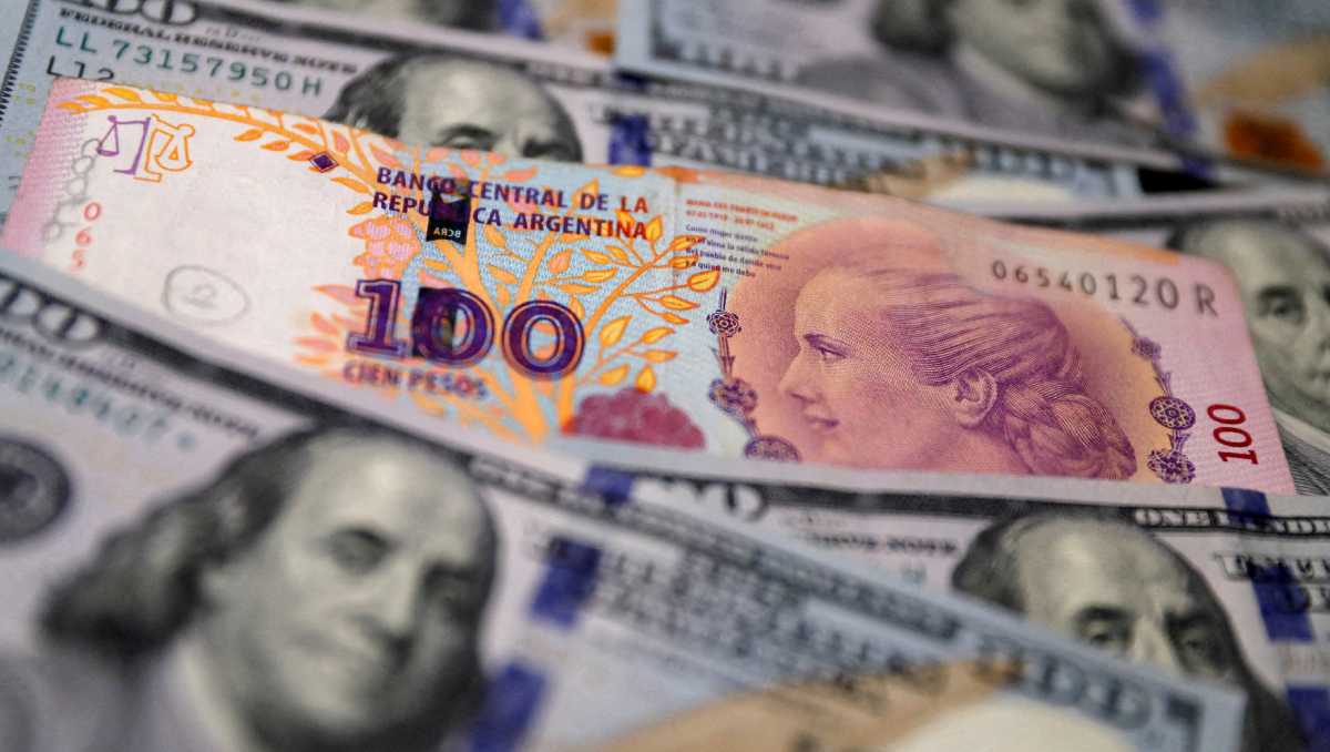 El tipo de cambio entra en tendencia alcista; niveles máximos y mínimos son cada vez más altos. | Reuters