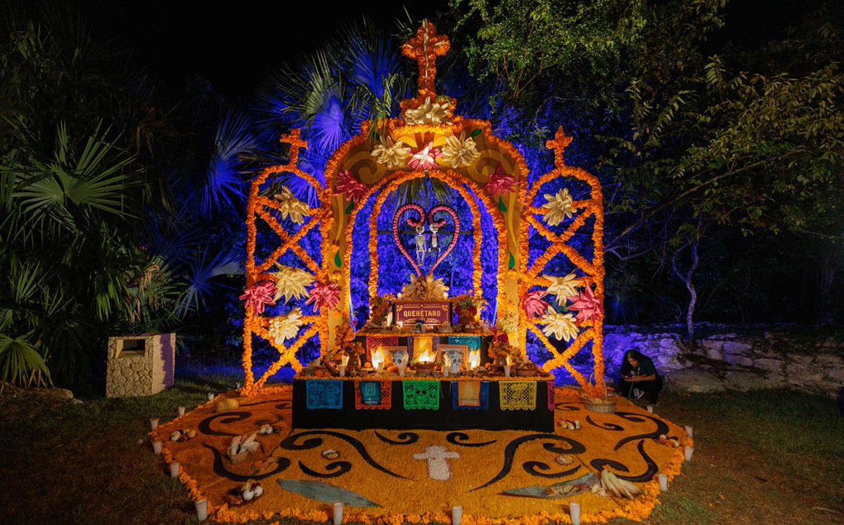 Los altares también son una muestran de la diversidad del Día de muertos. Foto: Especial