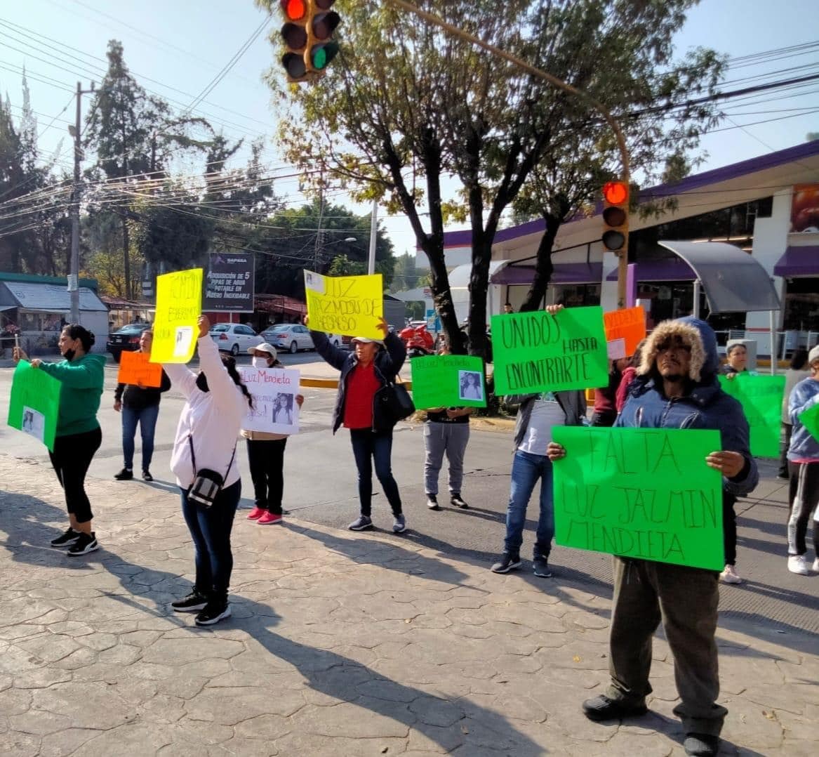 Bloqueo de la avenida Los Jinetes.| (Especial)