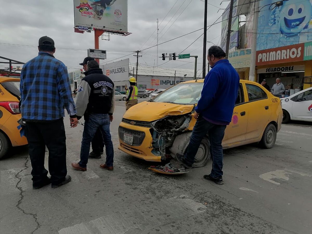 Accidente en bulevar Diagonal Reforma. | Especial