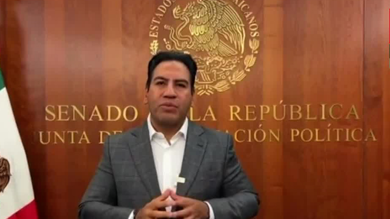 Coordinador de Morena dice que entrega de fideicomisos de PJ a damnificados es estrategia política