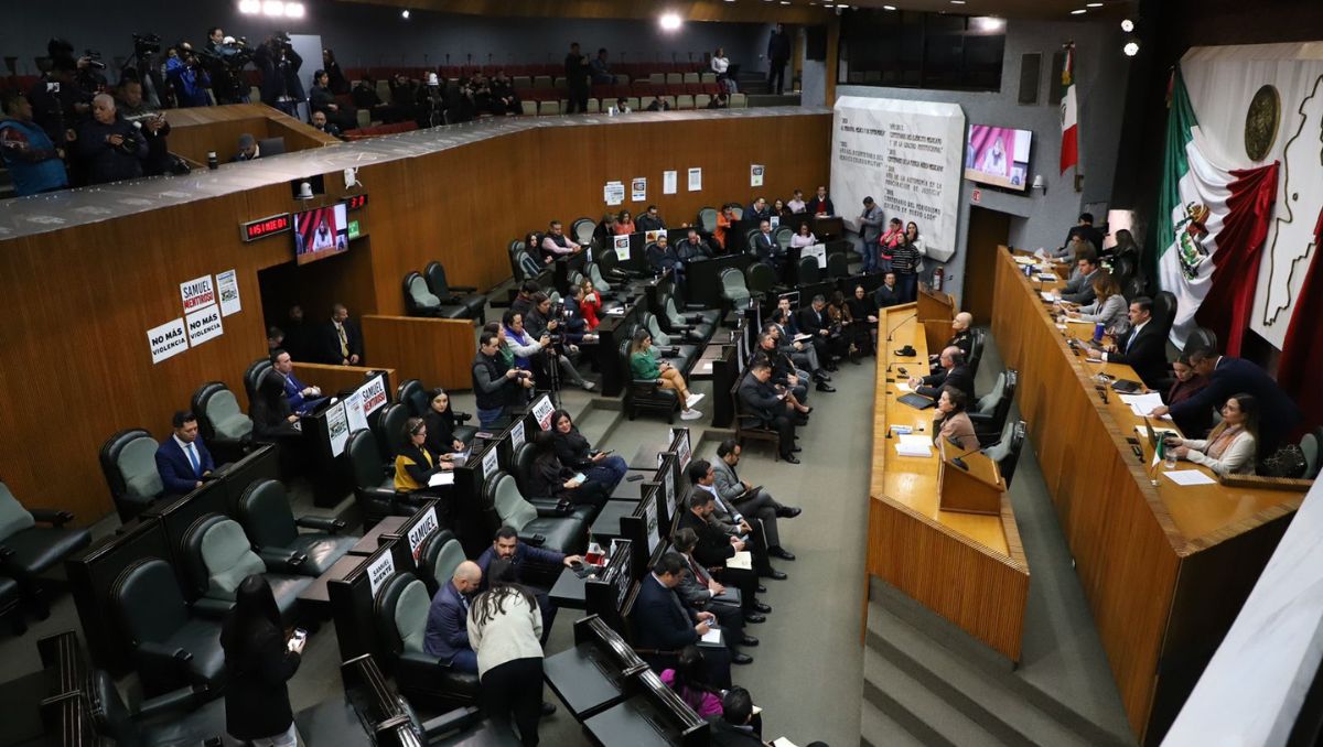 Glosa del Segundo Informe de Samuel García en el Congreso de Nuevo León. Jorge López