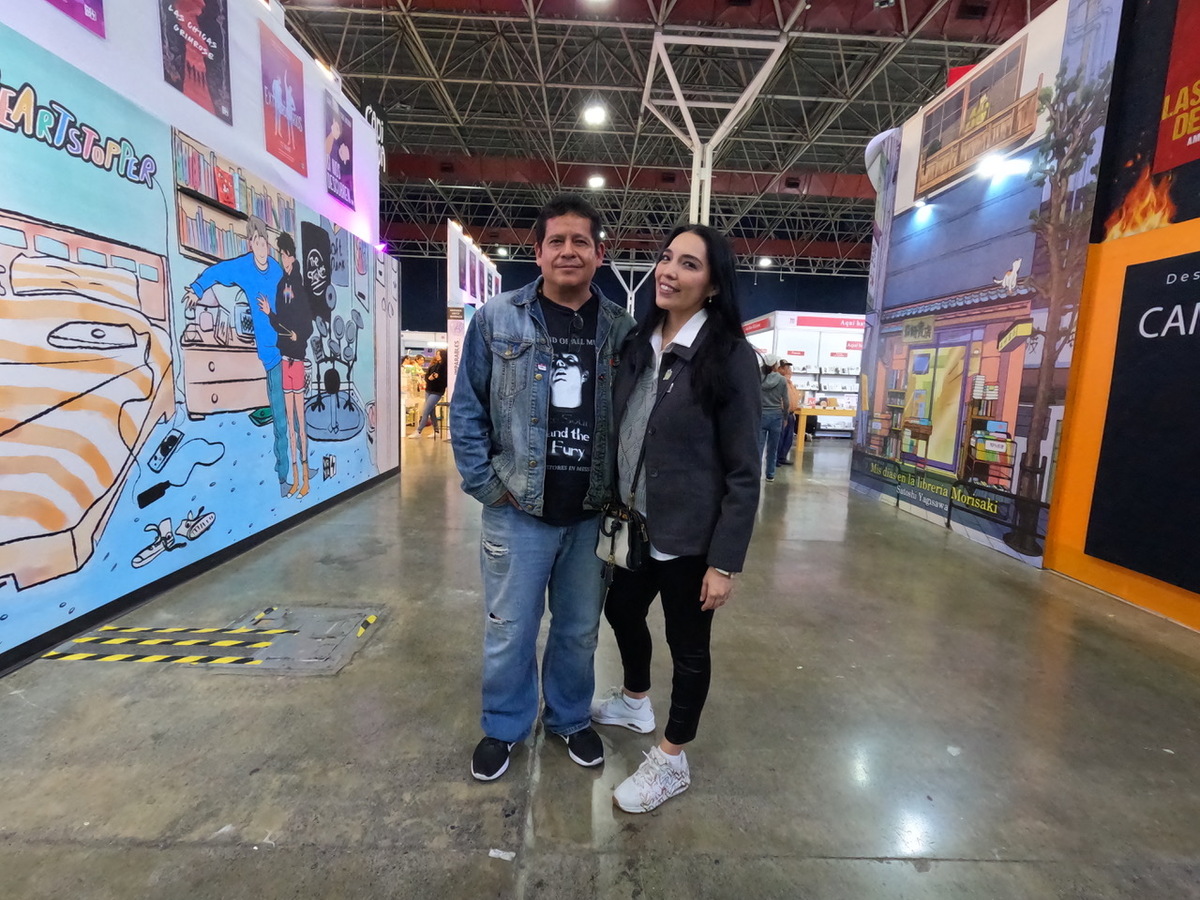 Julián Herbert y Sylvia Georgina Estrada. (Foto: Vicente Gutiérrez)