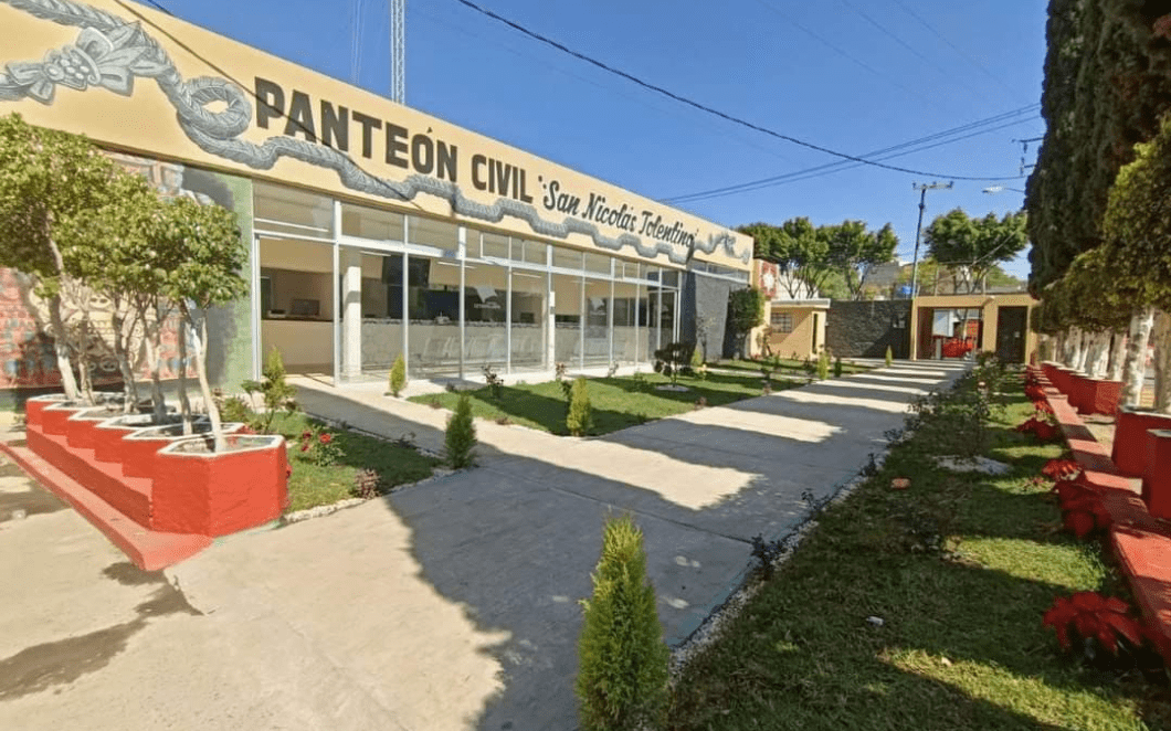 Panteón Civil San Nicolás Tolentino, en Iztapalapa. (Especial)