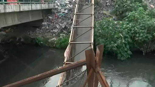 Reportan 15 lesionados tras caída de puente peatonal en límites de Neza y Chimalhuacán
