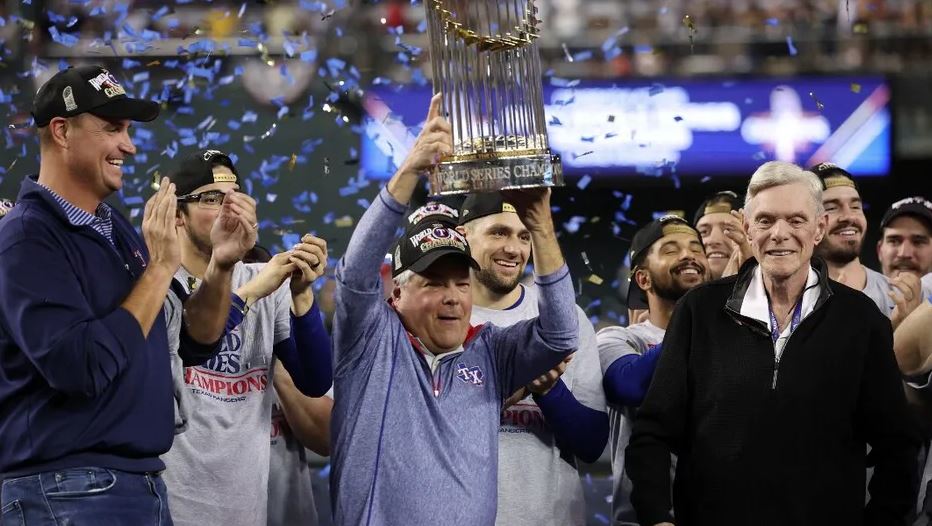 Texas Rangers ganan su primera Serie Mundial y son campeones de Grandes Ligas
