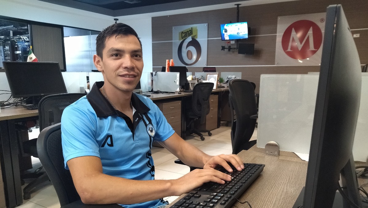 Mauricio Lozano, delantero del Tampico-Madero, visitó la redacción de MILENIO-Multimedios. (Víctor Durán)