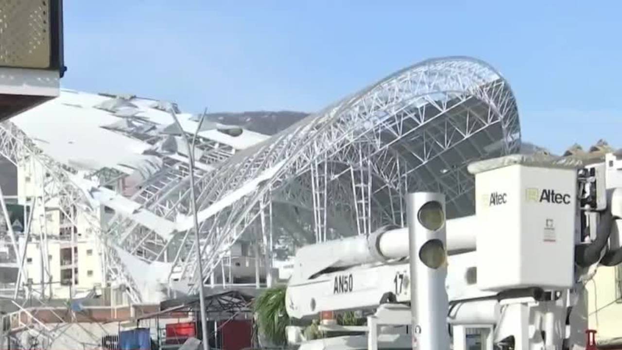 Se restablece el 99% de los servicios de energía y agua potable tras huracán 'Otis'