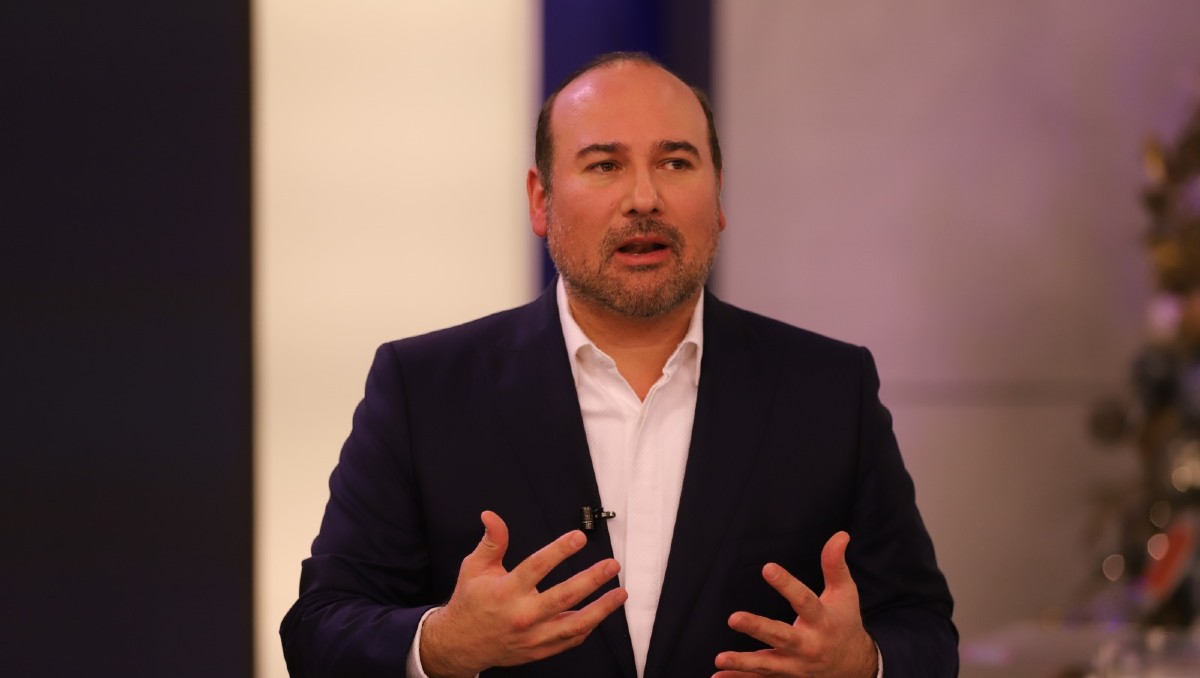 Arturo Salinas argumenta que es elegible para gobernador interino. Foto: Raúl Palacios