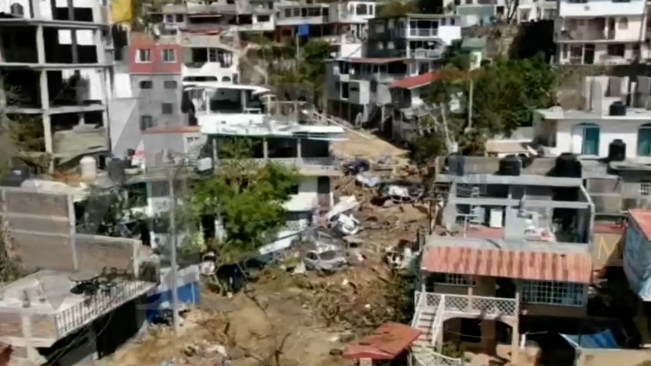 Realizan pruebas de ADN para reconocer a familiares desaparecidos en Guerrero tras paso de 'Otis'