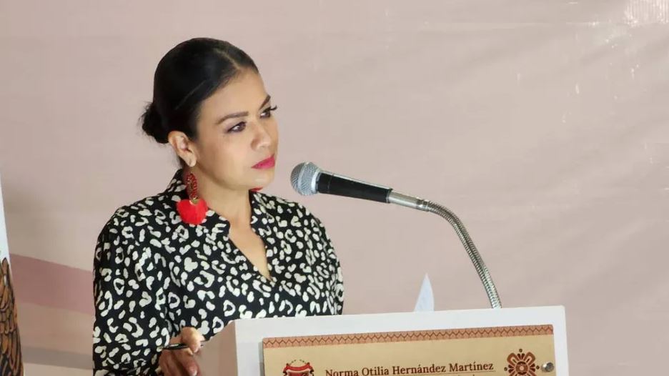 Yo no soy la alcaldesa de Acapulco: Norma Otilia Hernández defiende informe de gobierno