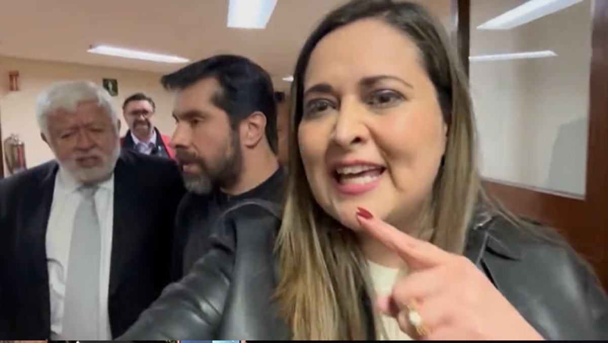 Diputada Cynthia López corre a Maussan de San Lázaro.  | Foto: Especial