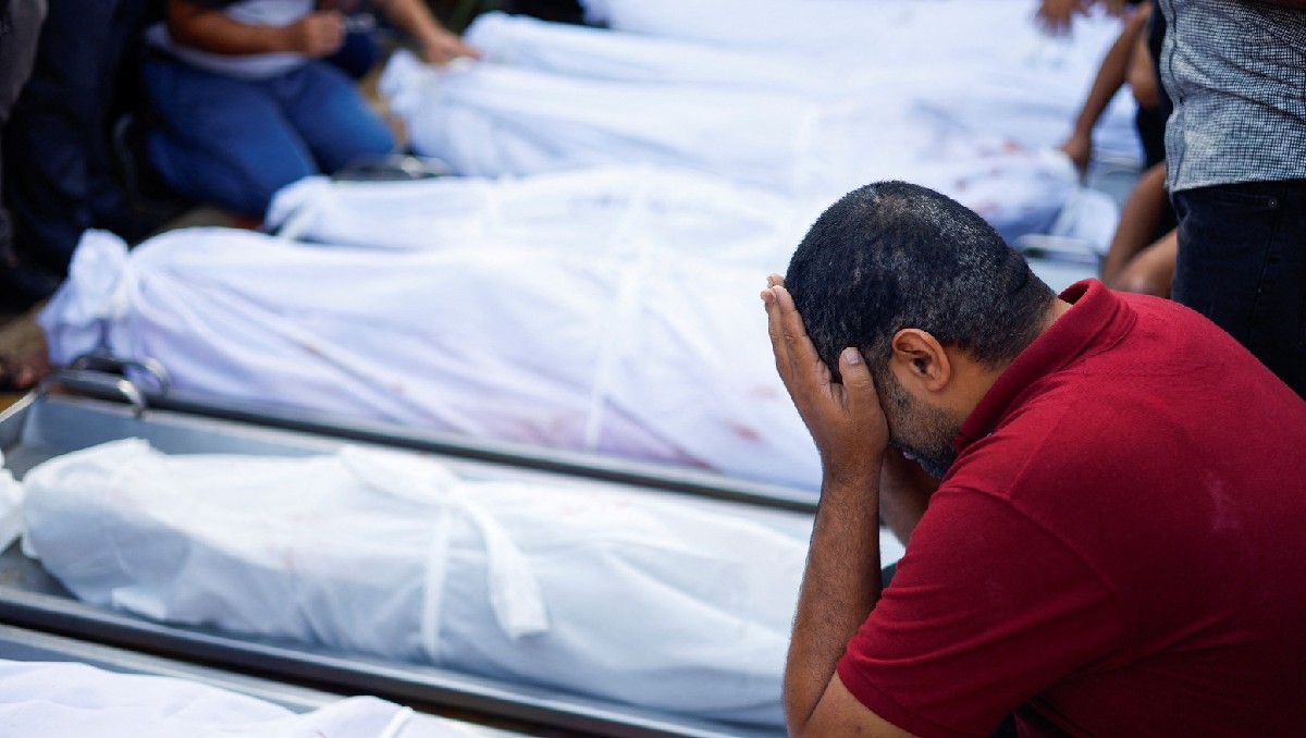 Más de 10 mil personas han muerto en la Franja de Gaza tras los bombardeos| Reuters
