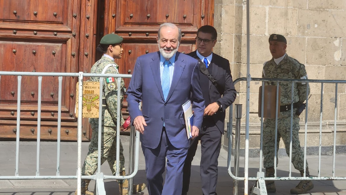 Carlos Slim saliendo de palacio nacional. Foto: (Nilsa Hernández)