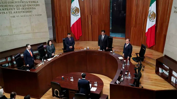 TEPJF mantiene obligación a partidos sobre paridad de género