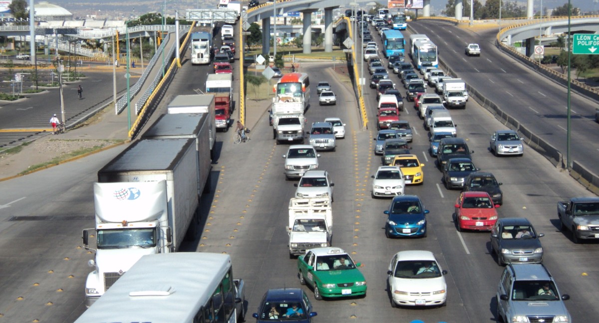 Aumento de Tráfico vehicular en León | Especiales