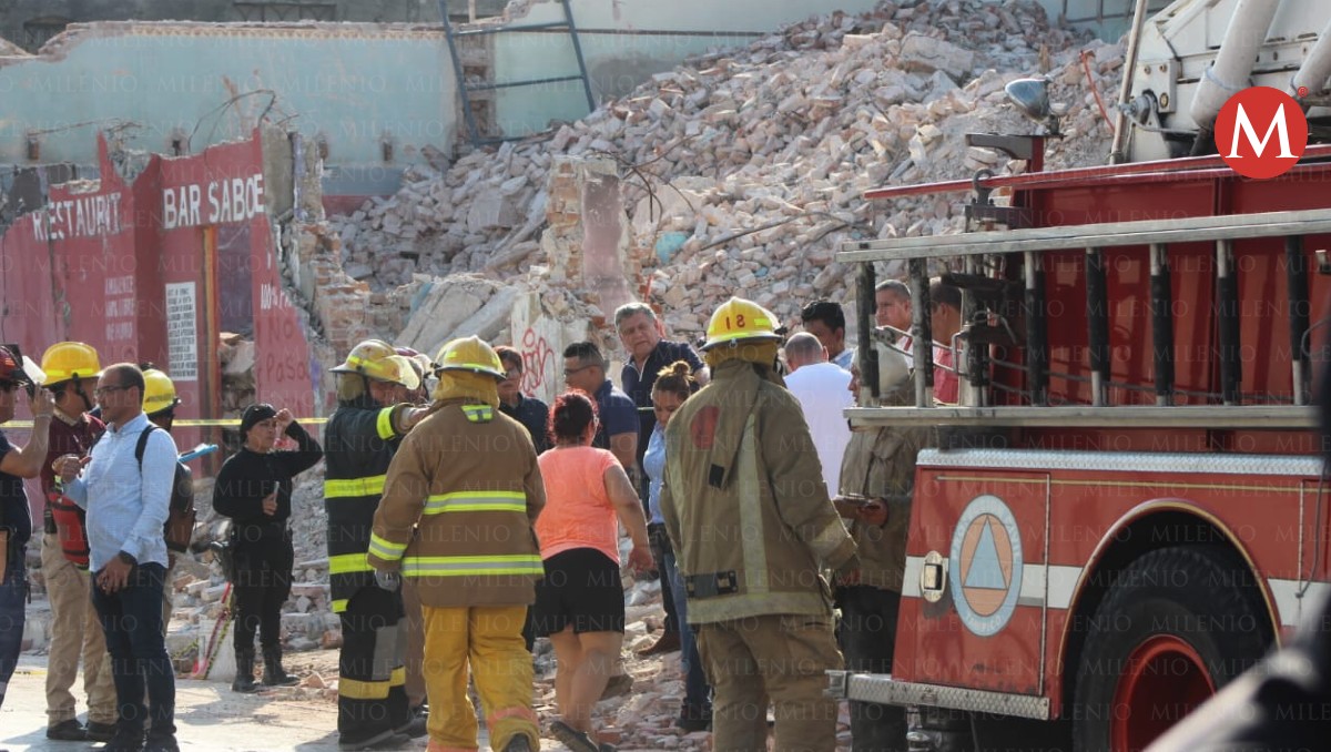 Derrumbe de edificio en zona centro de Tampico. (Sergio Sánchez)