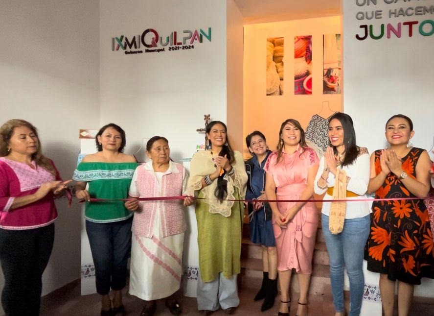 Simey Olvera celebró que por fin exista un punto de venta Hidarte en Ixmiquilpan (Cortesía)