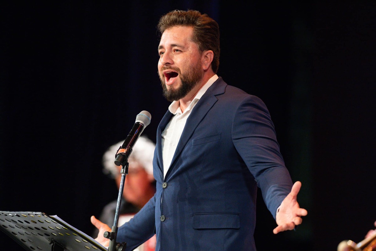 Bernardo Fierros, tenor lagunero. (Cortesía)