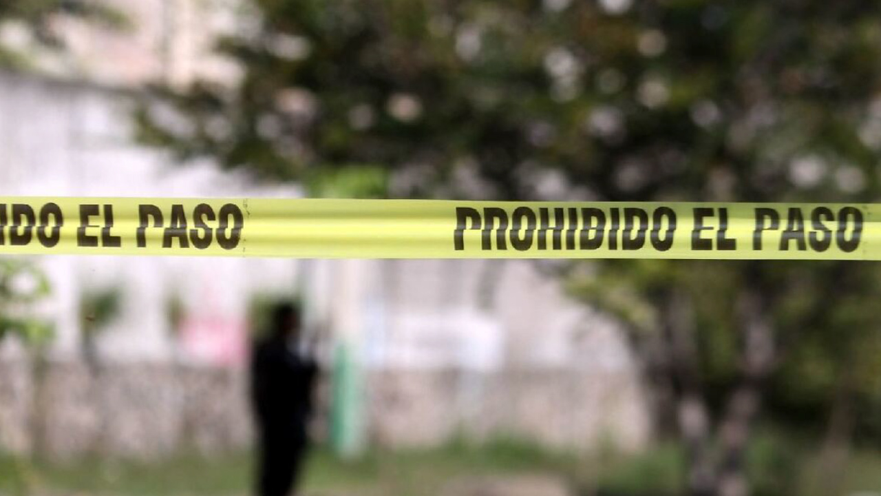 Dos mujeres son asesinadas afuera de una escuela en Cuernavaca; una era menor de edad