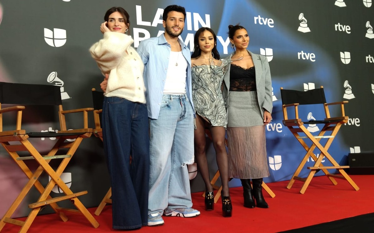 Paz Vega, Sebastián Yatra, Danna Paola y Roselyn Sánchez, listos para el Grammy Latino. FOTO: Adriana JIménez