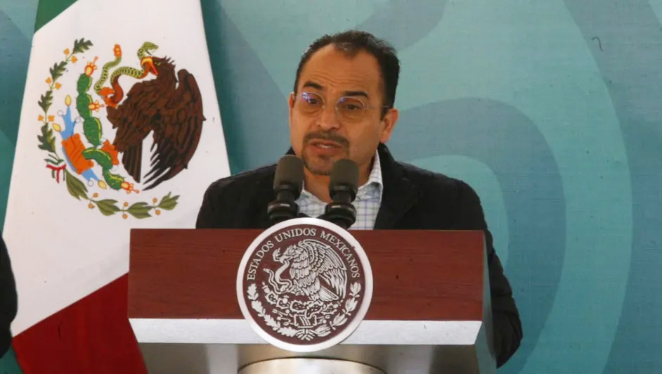 Profeco y Petro Seven, en pláticas por precios de la gasolina: David Aguilar