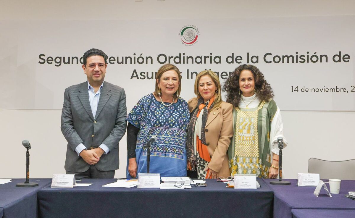 Xóchitl Gálvez deja la Comisión de Asuntos Indígenas. | Foto: Especial
