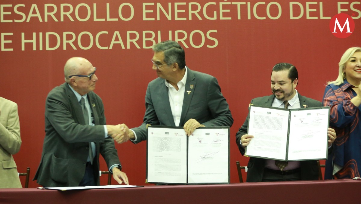 Agustín Díaz Lastra, comisionado presidente de la CNH, y Américo Villarreal, gobernador de Tamaulipas.