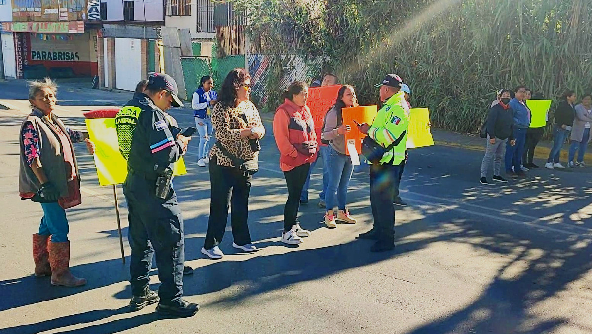 Denuncian acoso sexual de profesor en primaria de Puebla | Especial