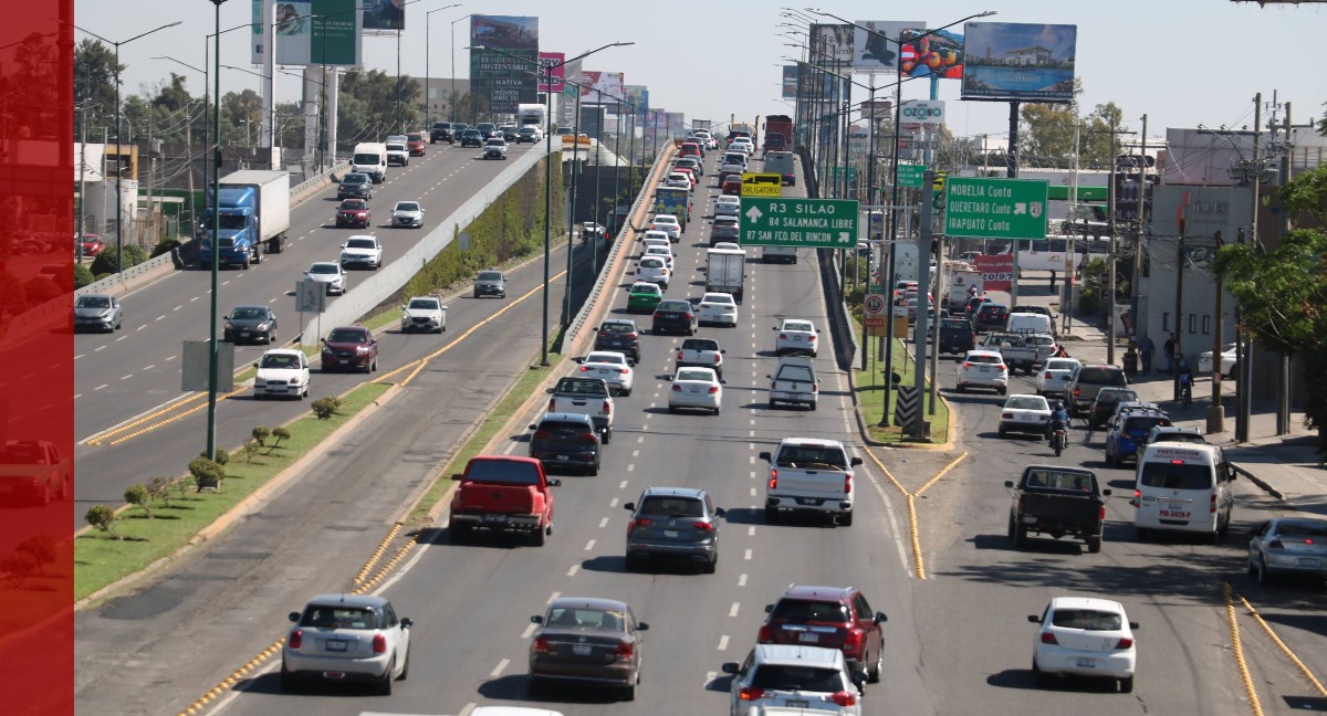 Aumenta tráfico vial en León | Daniela Béjar