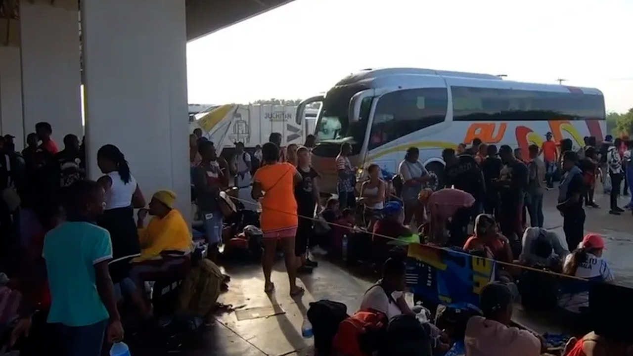 Dieciocho migrantes fueron rescatados en Oaxaca, hay dos detenidos