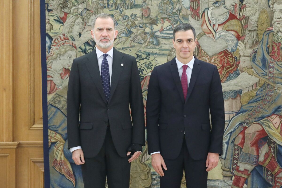 Sánchez prometió su cargo en ceremonia con el rey Felipe VI. | Foto: Casa Real.