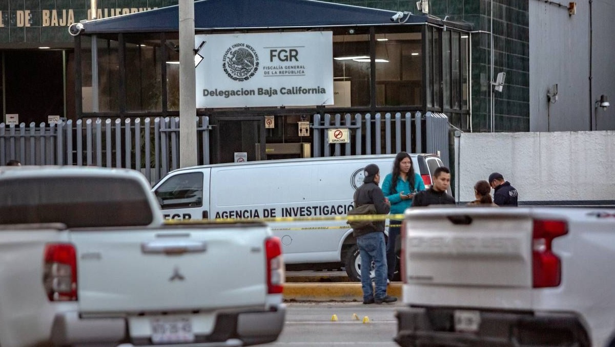 Atacan a balazos edificio de FGR en Tijuana, Baja California | Said Betanzos