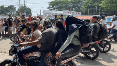 Abandonan a 215 migrantes en la caja de un tráiler en Veracruz
