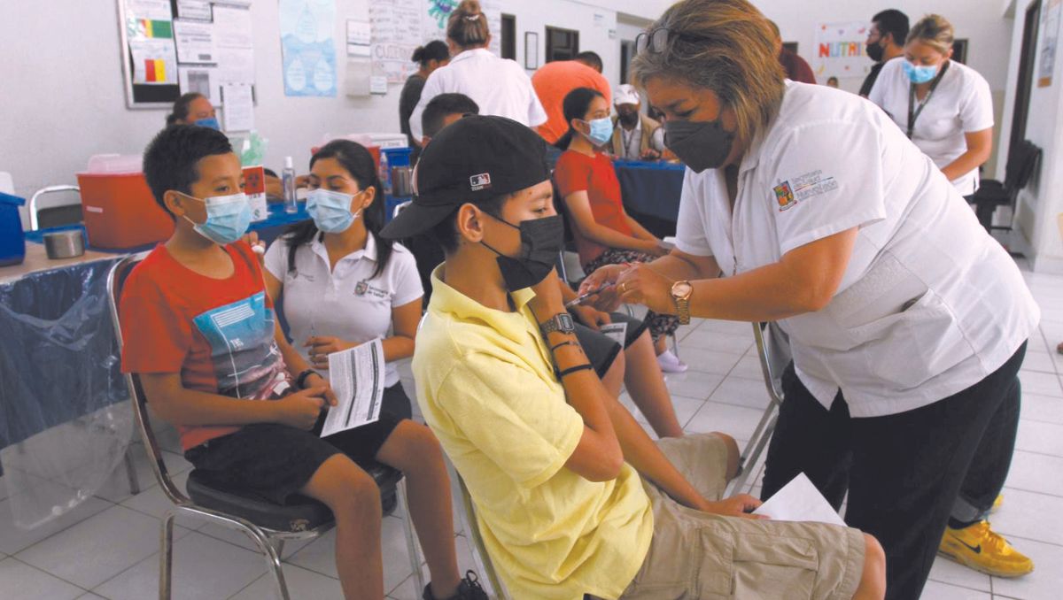 La principal recomendación es la de acudir a un centro de salud donde se aplica de forma gratuita la vacuna. Roberto Alanís