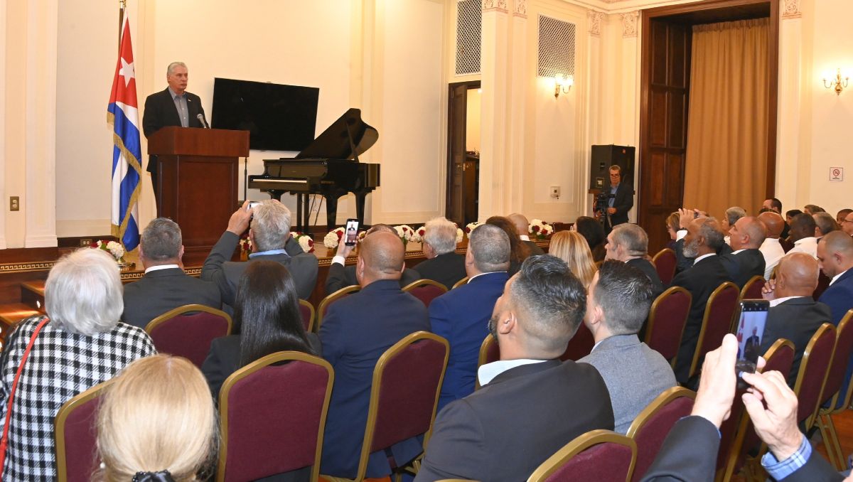 Reunión de emigrados en La Habana, Cuba | Presidencia y Gobierno de Cuba.